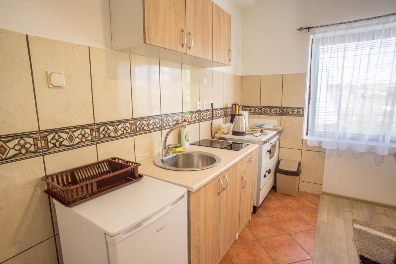 Apartmani Albion Жабляк Экстерьер фото