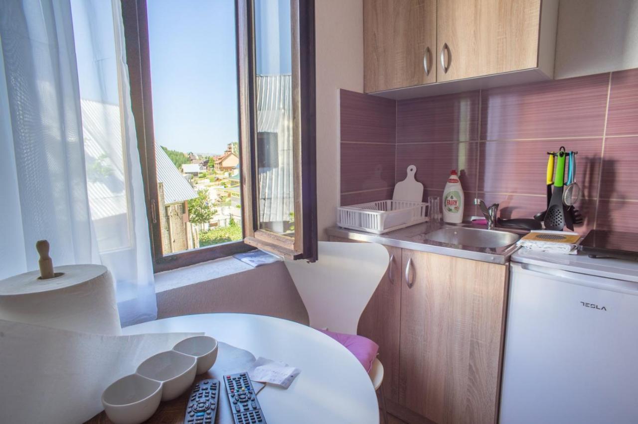 Apartmani Albion Жабляк Экстерьер фото