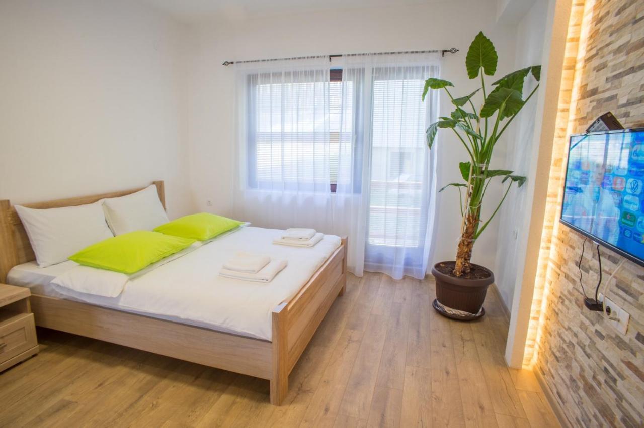 Apartmani Albion Жабляк Экстерьер фото