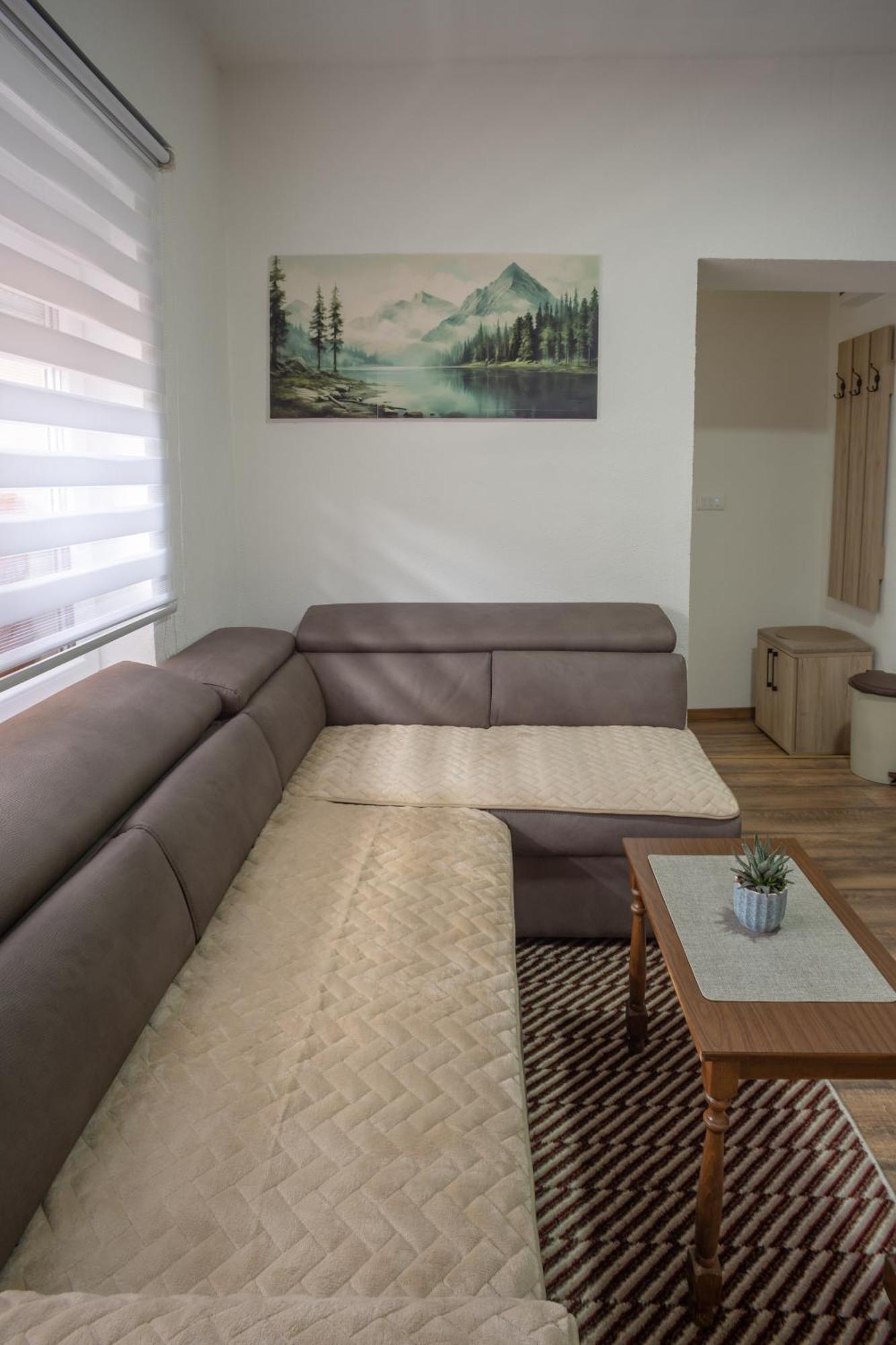 Apartmani Albion Жабляк Экстерьер фото