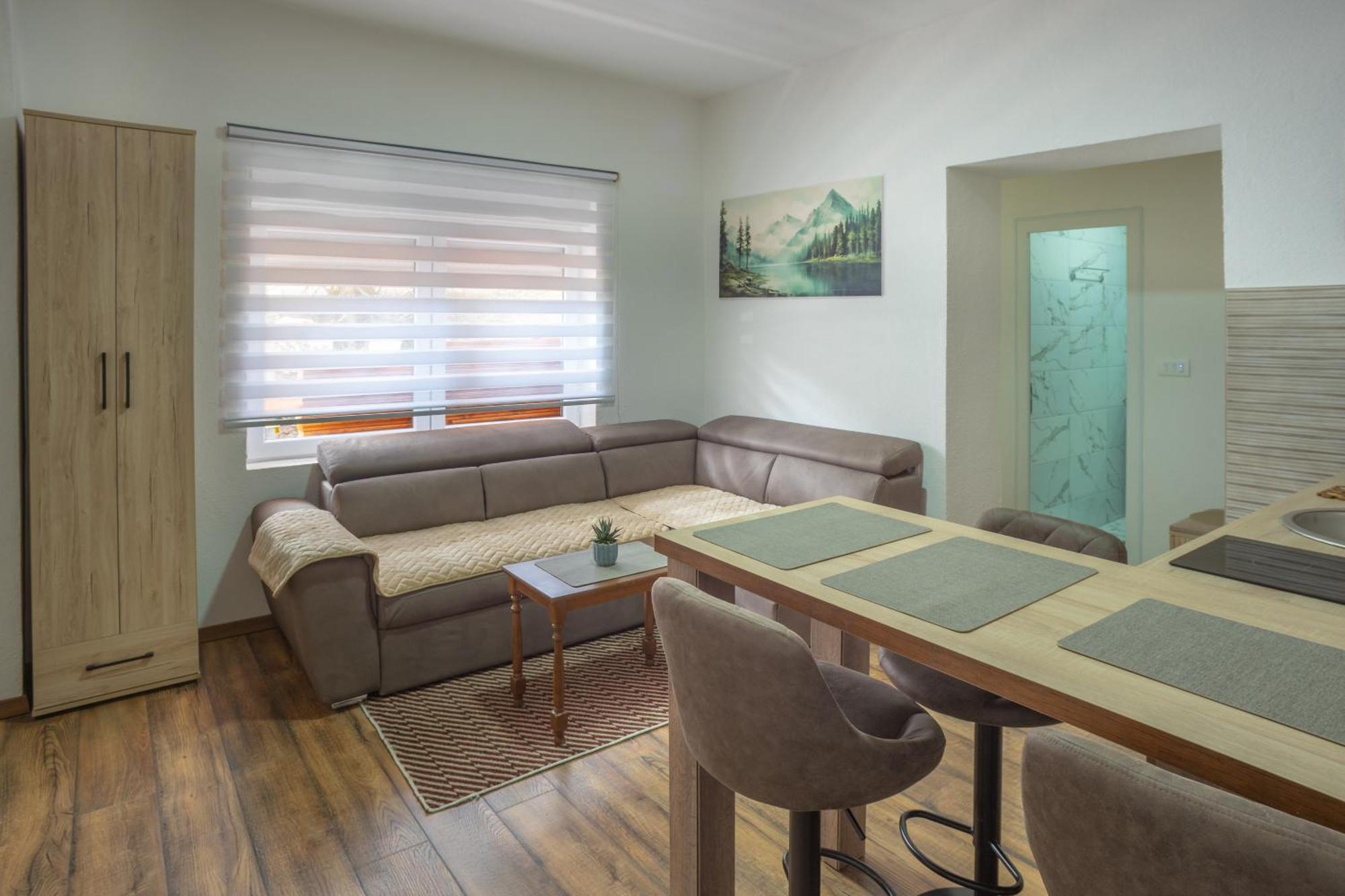 Apartmani Albion Жабляк Экстерьер фото